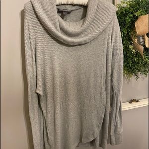 Pea in the pod cotton sweater in large